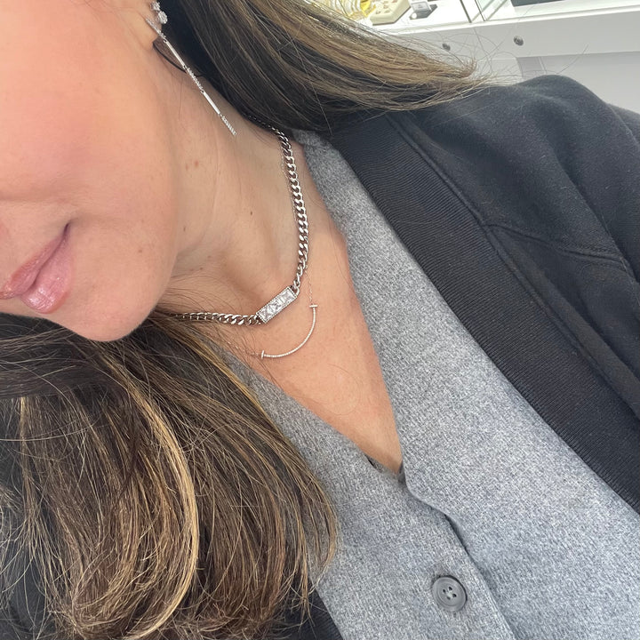 Curb Chain Bar Necklace