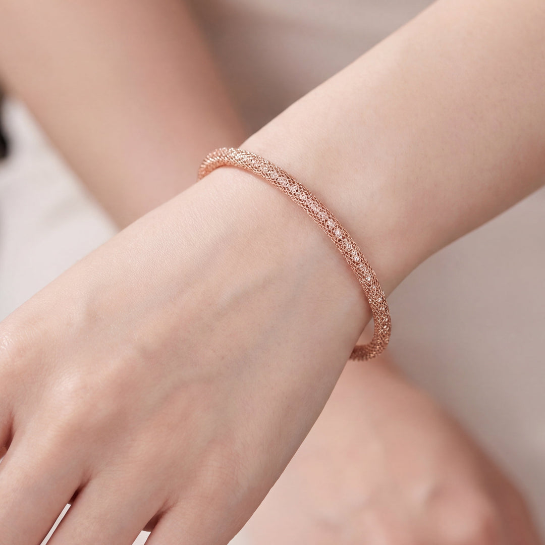 Adjustable crystal bracelet