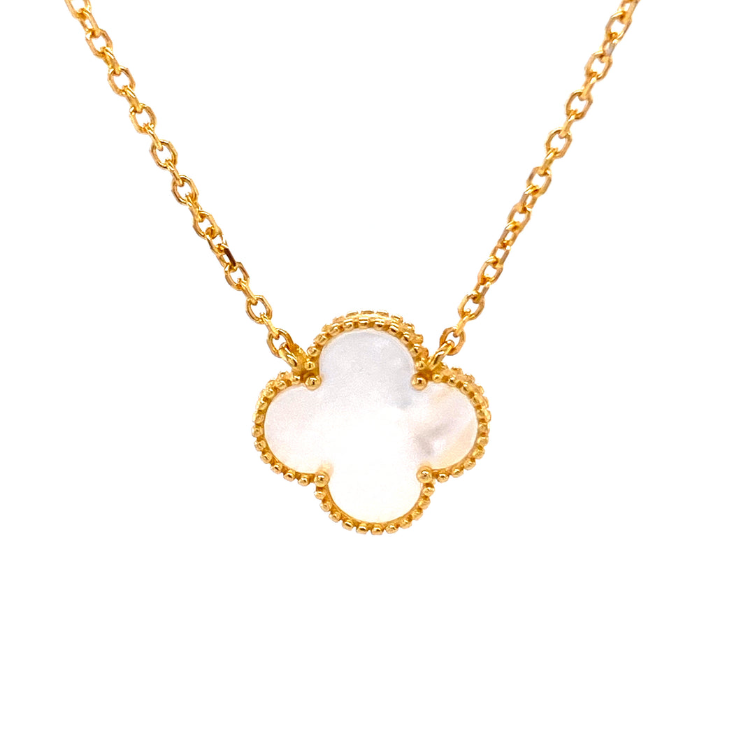 Single Mother-Of-Pearl Clover Necklace in Gold (Small & Medium)
