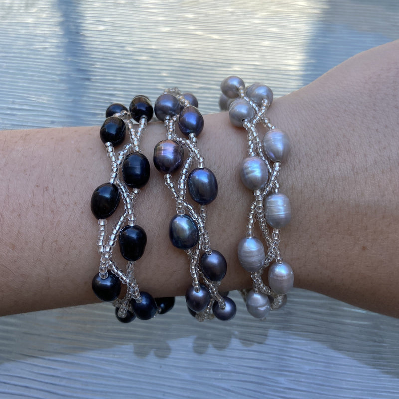 Gray Freshwater Pearl Beaded Bracelet