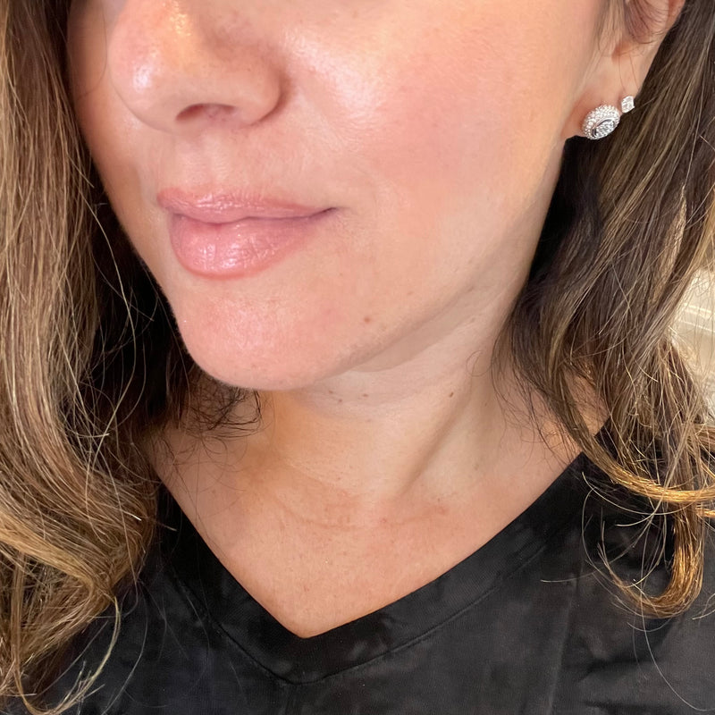 Sparkling Studs With Flower Center