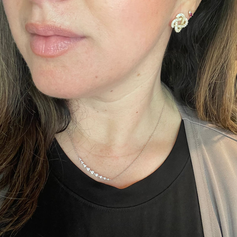 Wrapped X Stud Earrings in Gold