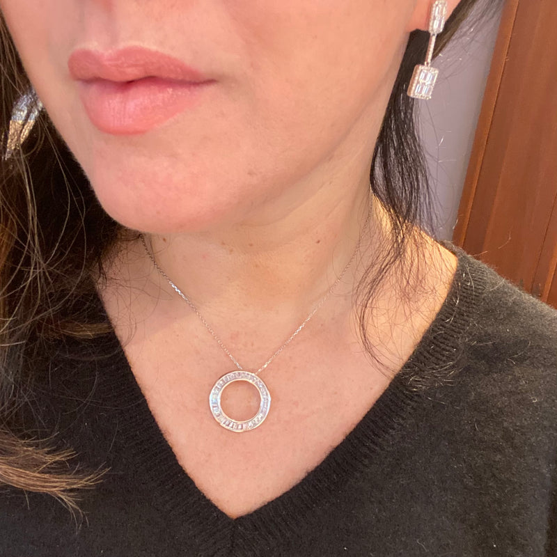Circle Baguette Pendant Necklace